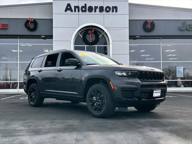 2025 Jeep Grand Cherokee GRAND CHEROKEE L ALTITUDE 4X4