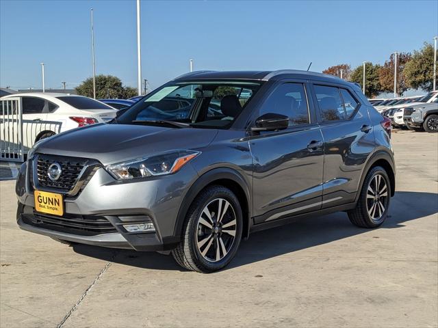 2019 Nissan Kicks SR