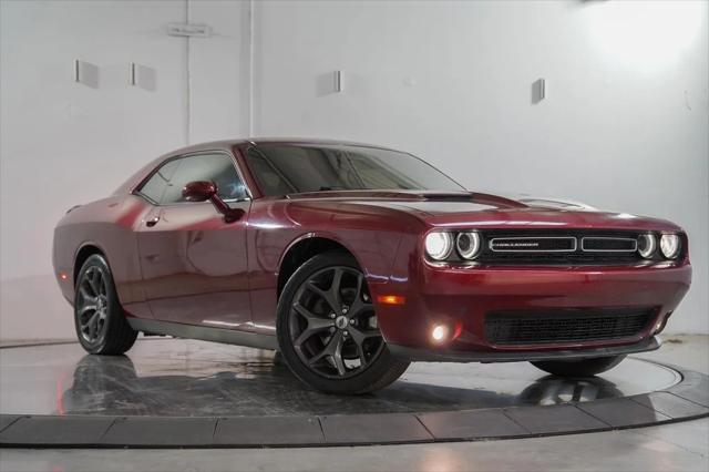 2018 Dodge Challenger SXT Plus