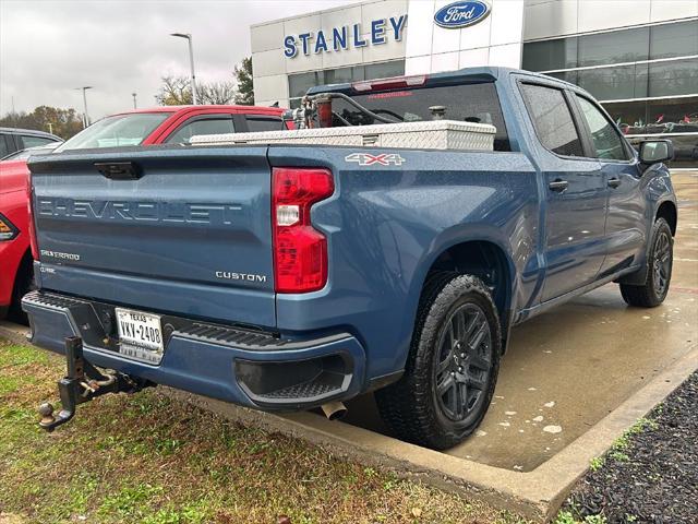 2024 Chevrolet Silverado 1500 4WD Crew Cab Short Bed Custom