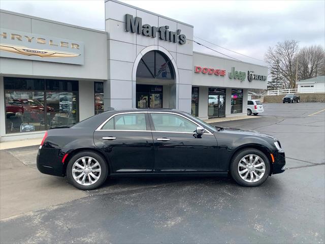 2017 Chrysler 300C AWD