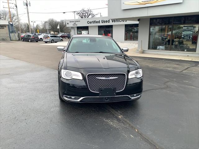 2017 Chrysler 300C AWD