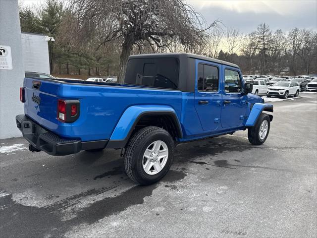 2022 Jeep Gladiator Sport S 4x4