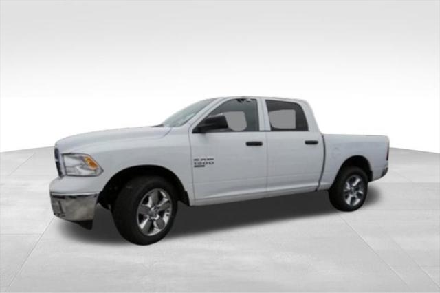 2023 RAM Ram 1500 Classic RAM 1500 CLASSIC TRADESMAN CREW CAB 4X4 57 BOX