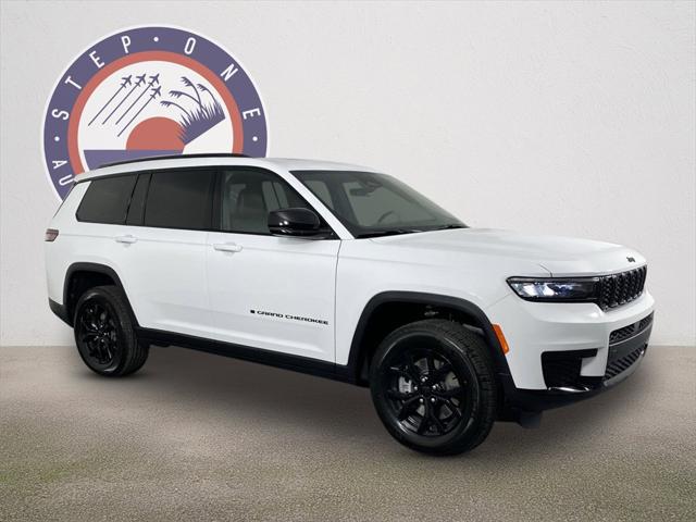 2025 Jeep Grand Cherokee GRAND CHEROKEE L ALTITUDE X 4X4