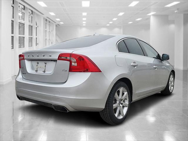 2016 Volvo S60 T5 Drive-E Premier