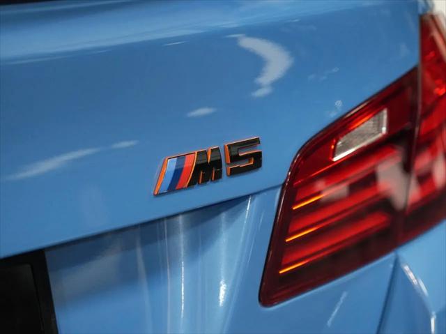 2013 BMW M5 Standard