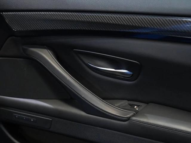 2013 BMW M5 Standard