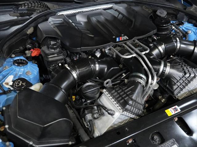 2013 BMW M5 Standard