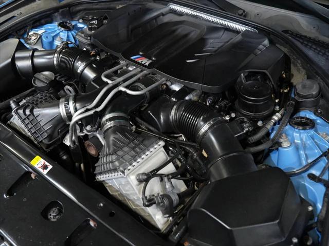 2013 BMW M5 Standard
