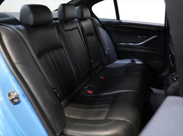 2013 BMW M5 Standard