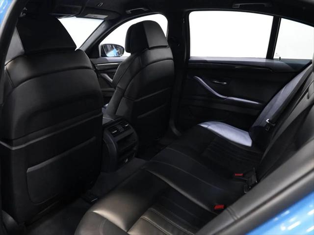 2013 BMW M5 Standard