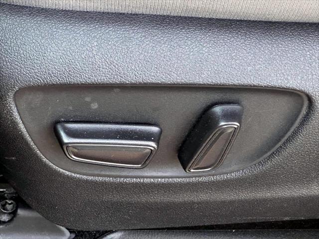 2022 Toyota Sienna LE [10]