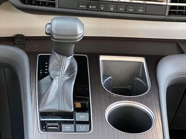 2022 Toyota Sienna LE [17]