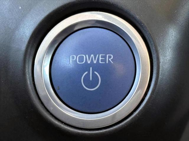 2022 Toyota Sienna LE [26]