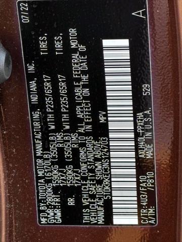 2022 Toyota Sienna LE [29]