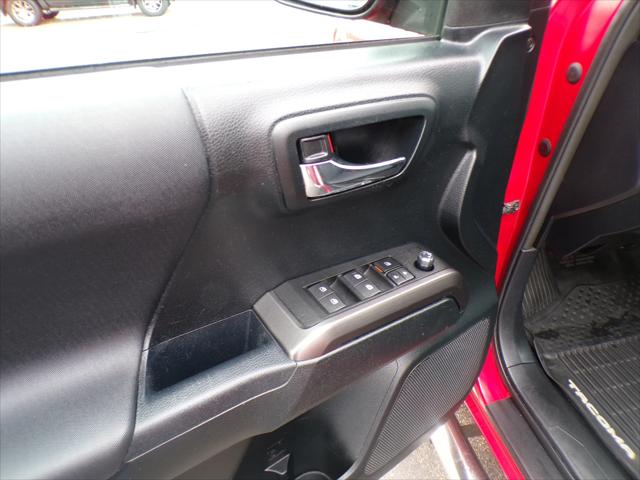 2017 Toyota Tacoma SR V6