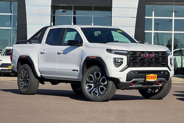 2025 GMC Canyon 4WD AT4