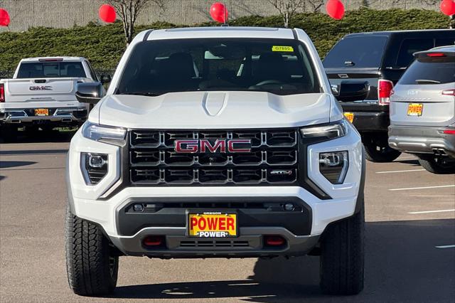 2025 GMC Canyon 4WD AT4