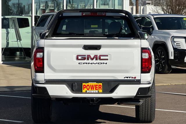 2025 GMC Canyon 4WD AT4