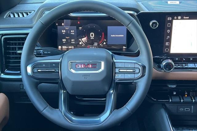 2025 GMC Canyon 4WD AT4