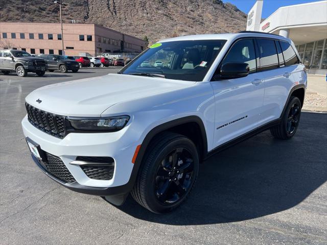 2025 Jeep Grand Cherokee GRAND CHEROKEE ALTITUDE X 4X4