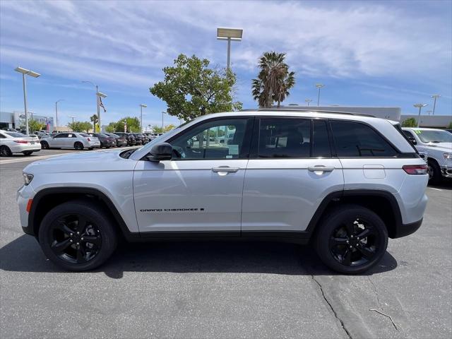 2025 Jeep Grand Cherokee GRAND CHEROKEE ALTITUDE X 4X4