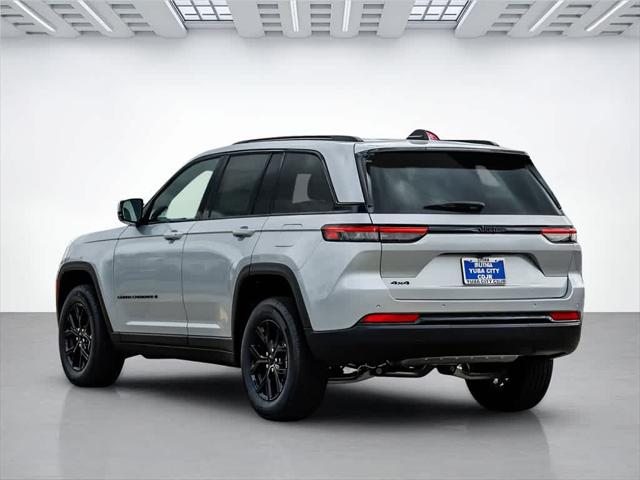 2025 Jeep Grand Cherokee GRAND CHEROKEE ALTITUDE 4X4