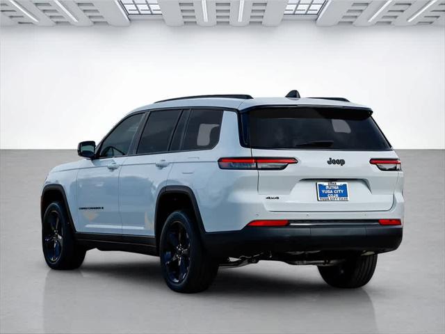 2025 Jeep Grand Cherokee GRAND CHEROKEE L ALTITUDE 4X4