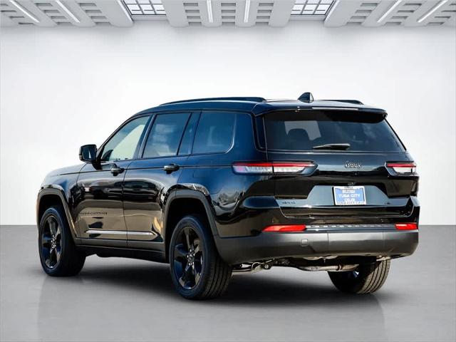 2025 Jeep Grand Cherokee GRAND CHEROKEE L ALTITUDE 4X4