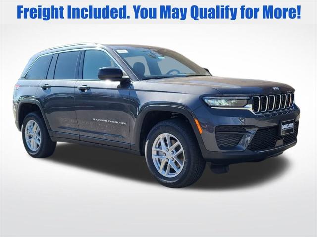 2025 Jeep Grand Cherokee GRAND CHEROKEE LAREDO X 4X4
