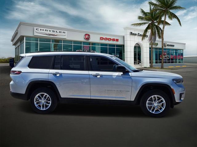 2025 Jeep Grand Cherokee GRAND CHEROKEE L LAREDO 4X2