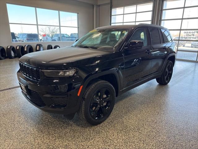 2025 Jeep Grand Cherokee GRAND CHEROKEE ALTITUDE X 4X4