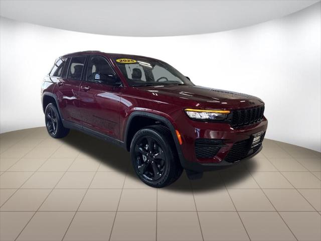 2025 Jeep Grand Cherokee GRAND CHEROKEE ALTITUDE X 4X4