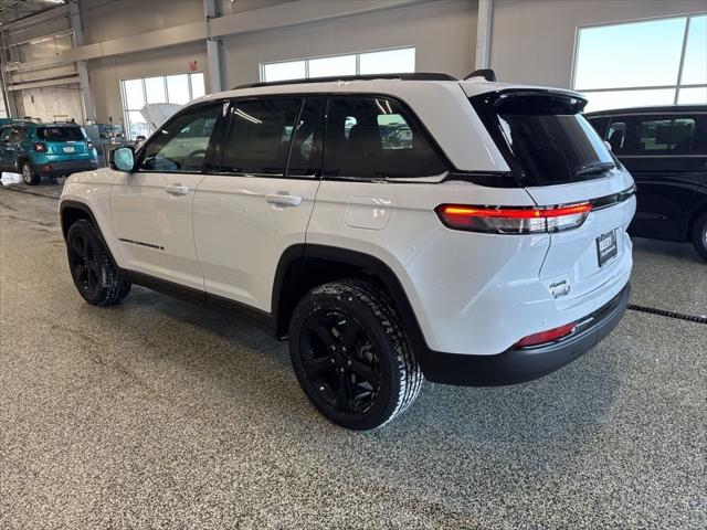 2025 Jeep Grand Cherokee GRAND CHEROKEE ALTITUDE X 4X4