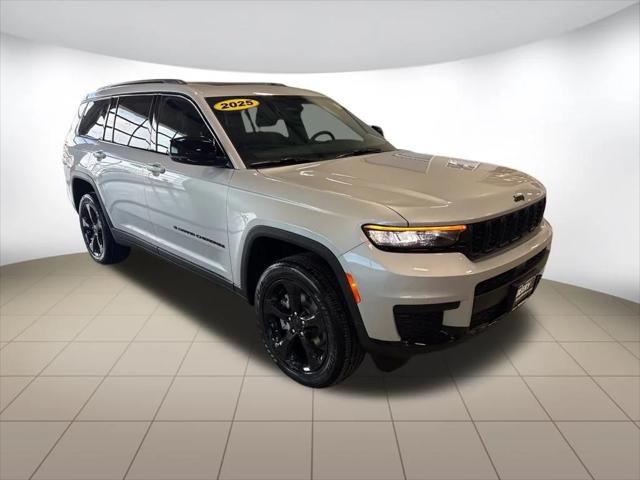 2025 Jeep Grand Cherokee GRAND CHEROKEE L ALTITUDE X 4X4