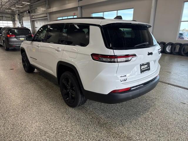 2025 Jeep Grand Cherokee GRAND CHEROKEE L ALTITUDE X 4X4