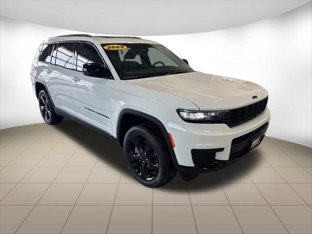 2025 Jeep Grand Cherokee GRAND CHEROKEE L ALTITUDE X 4X4