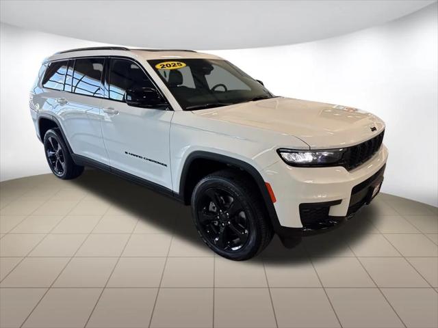 2025 Jeep Grand Cherokee GRAND CHEROKEE L ALTITUDE X 4X4