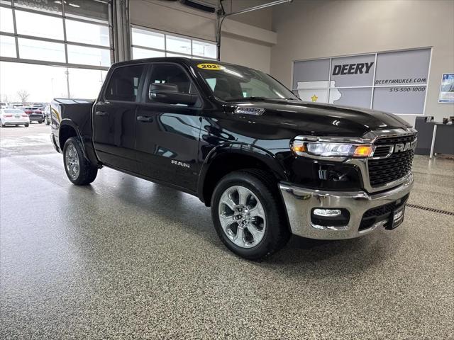 2025 RAM Ram 1500 RAM 1500 BIG HORN CREW CAB 4X4 57 BOX