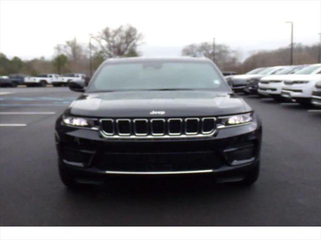 2025 Jeep Grand Cherokee GRAND CHEROKEE LAREDO X 4X2