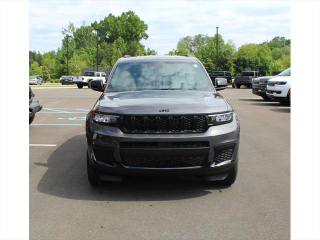 2025 Jeep Grand Cherokee GRAND CHEROKEE L ALTITUDE 4X2