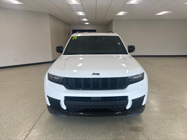 2025 Jeep Grand Cherokee GRAND CHEROKEE L ALTITUDE X 4X4