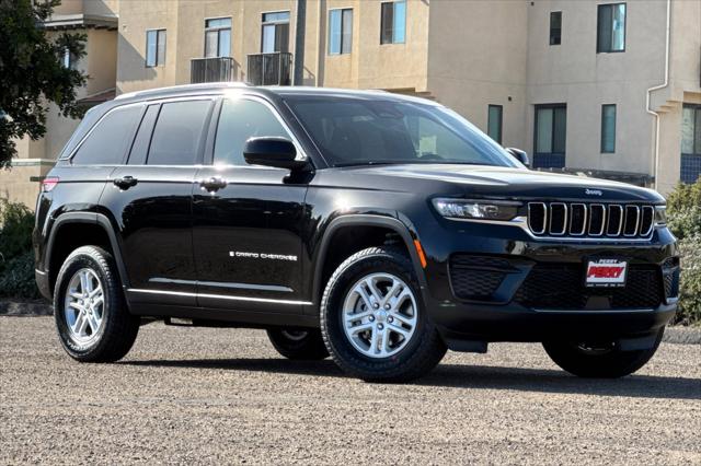 2025 Jeep Grand Cherokee GRAND CHEROKEE LAREDO 4X2