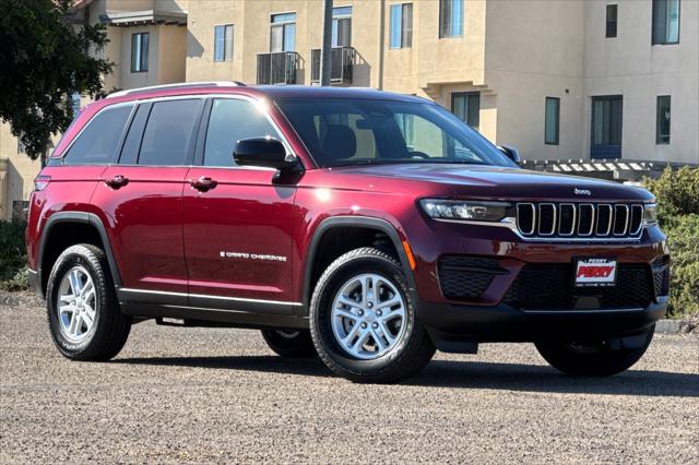 2025 Jeep Grand Cherokee GRAND CHEROKEE LAREDO 4X2