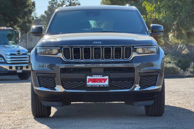 2025 Jeep Grand Cherokee GRAND CHEROKEE L LAREDO 4X2