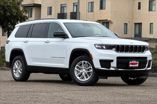 2025 Jeep Grand Cherokee GRAND CHEROKEE L LAREDO 4X2