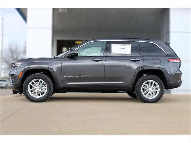 2025 Jeep Grand Cherokee GRAND CHEROKEE LAREDO X 4X2