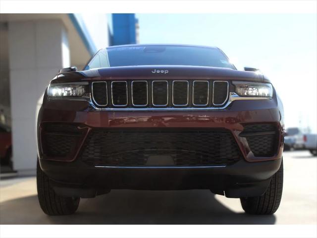 2025 Jeep Grand Cherokee GRAND CHEROKEE LAREDO X 4X2