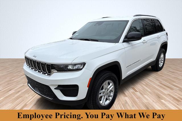 2025 Jeep Grand Cherokee GRAND CHEROKEE LAREDO 4X2